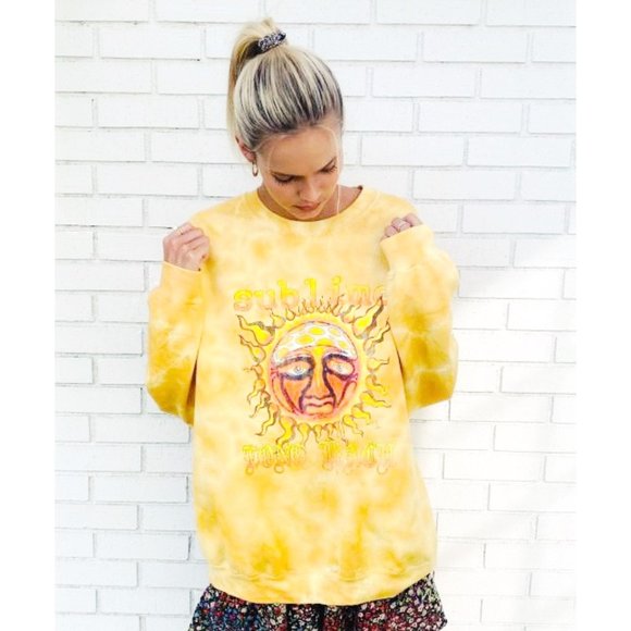 Urban Outfitters Sublime Long Beach Yellow Tie Dye Oversized Sweatshirt - Picture 2 of 8